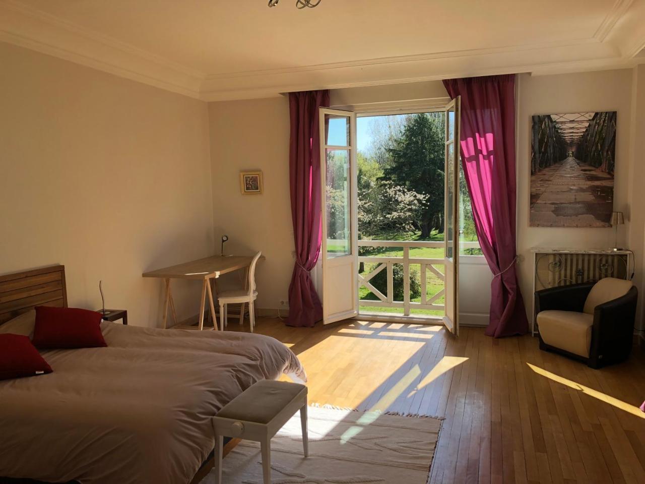 La Villa Rochette Forges-les-Bains Exterior photo